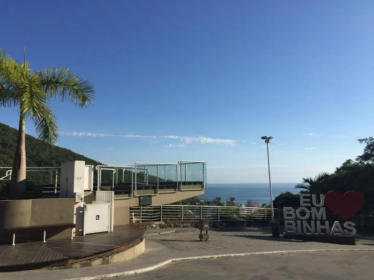 Studio 80M Da Praia Bombinhas 0*,  Brazylia